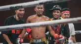 Petarung asal Indonesia, Nelson Julianto tak kuasa menahan air mata usai menang atas Kallens Barthez dalam duel kelas 61 kilogram di ajang Byon Madness Vol. 4 yang digelar di Spike Air Dome, PIK 2, Jakarta, Sabtu (6/6/2026).