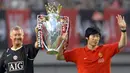 Bersama Manchester United, Park Ji-sung meraih Empat gelar Premier League, satu trofi Liga Champions, tiga gelar Piala Liga Inggris, empat gelar FA Community Shield, dan satu gelar Kejuaraan Dunia Antar klub.(AFP/Jung Yeon-Je)