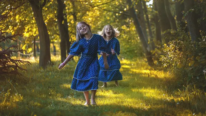 Ilustrasi anak kembar