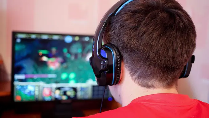 Trik anti makan hati hadapi kekasih gamer. (via. digitaltrends)