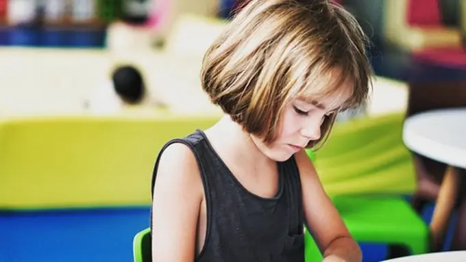 Anak les/copyright Unsplash.com/pan xiaozhen