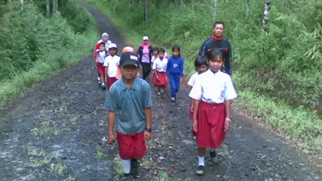 Mereka Ingin Kembali Mengabdi di Manggarai