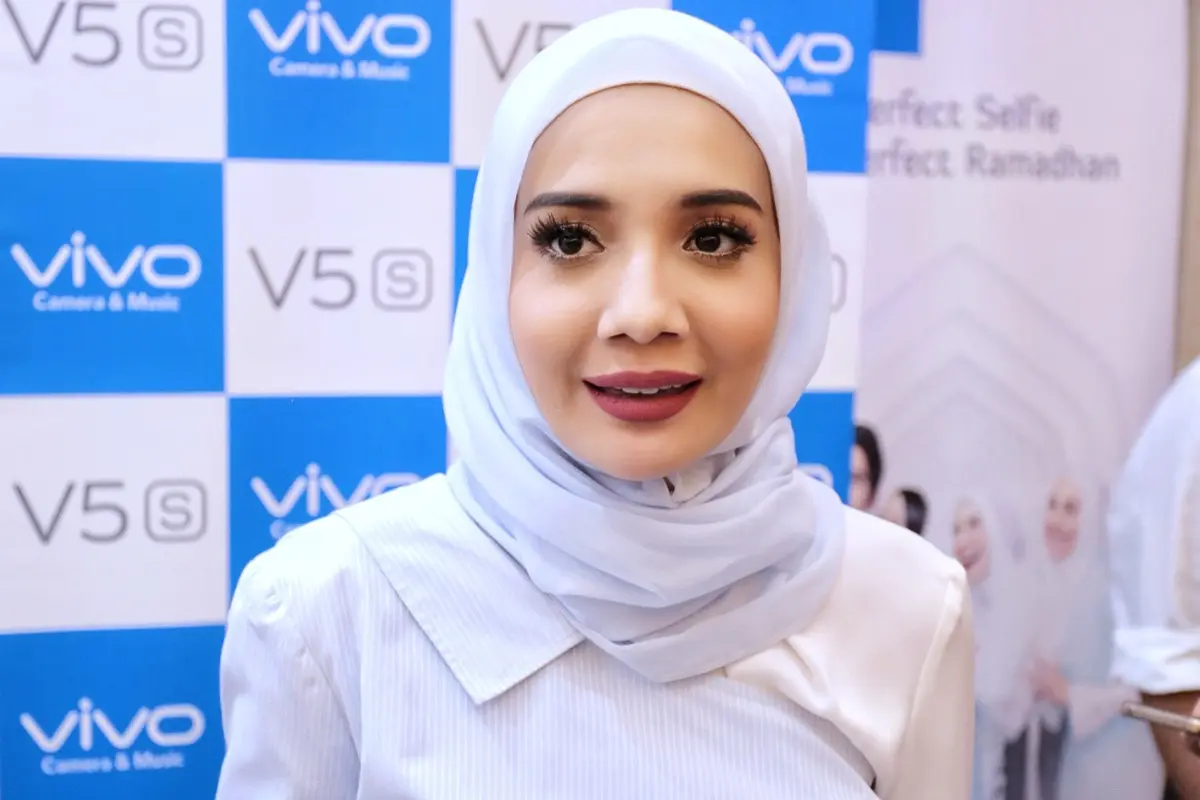 [Bintang] Zaskia Sungkar