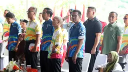 Presiden Joko Widodo atau Jokowi saat menghadiri peringatan Hari Disabilitas Internasional 2018 di Bekasi, Jawa Barat, Senin (3/12). Menurut Jokowi, pembangunan pabrik untuk penyandang disabilitas sangat penting. (Liputan6 com/Angga Yuniar)