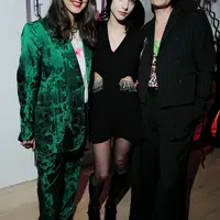 Suasana Meriah Peluncurkan Koleksi H&M Studio S/S22 di London, Intip Keseruannya