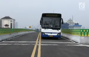 Jalur untuk 7 Rute Transjakarta Koridor 13 Direkayasa Pagi Ini
