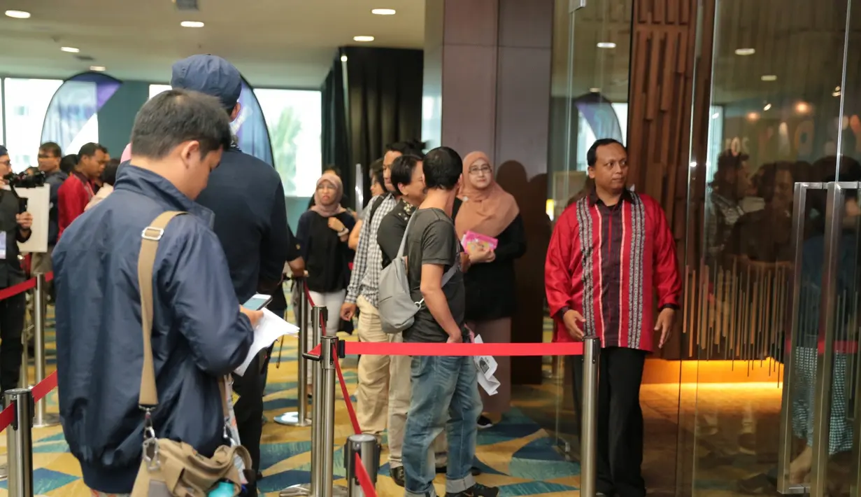 Selain Ria Ricis dan Deddy Corbuzier di acara XYZ Day, masih banyak para pakar yang berbagi ilmu, diantaranya Najwa Shihab, Raditya Dika, Ernest Prakarsa, Saaih Halilintar, Hanggini, David Suwarto, Lala Timothy, Clarice Cutie dan masih banyak lagi.