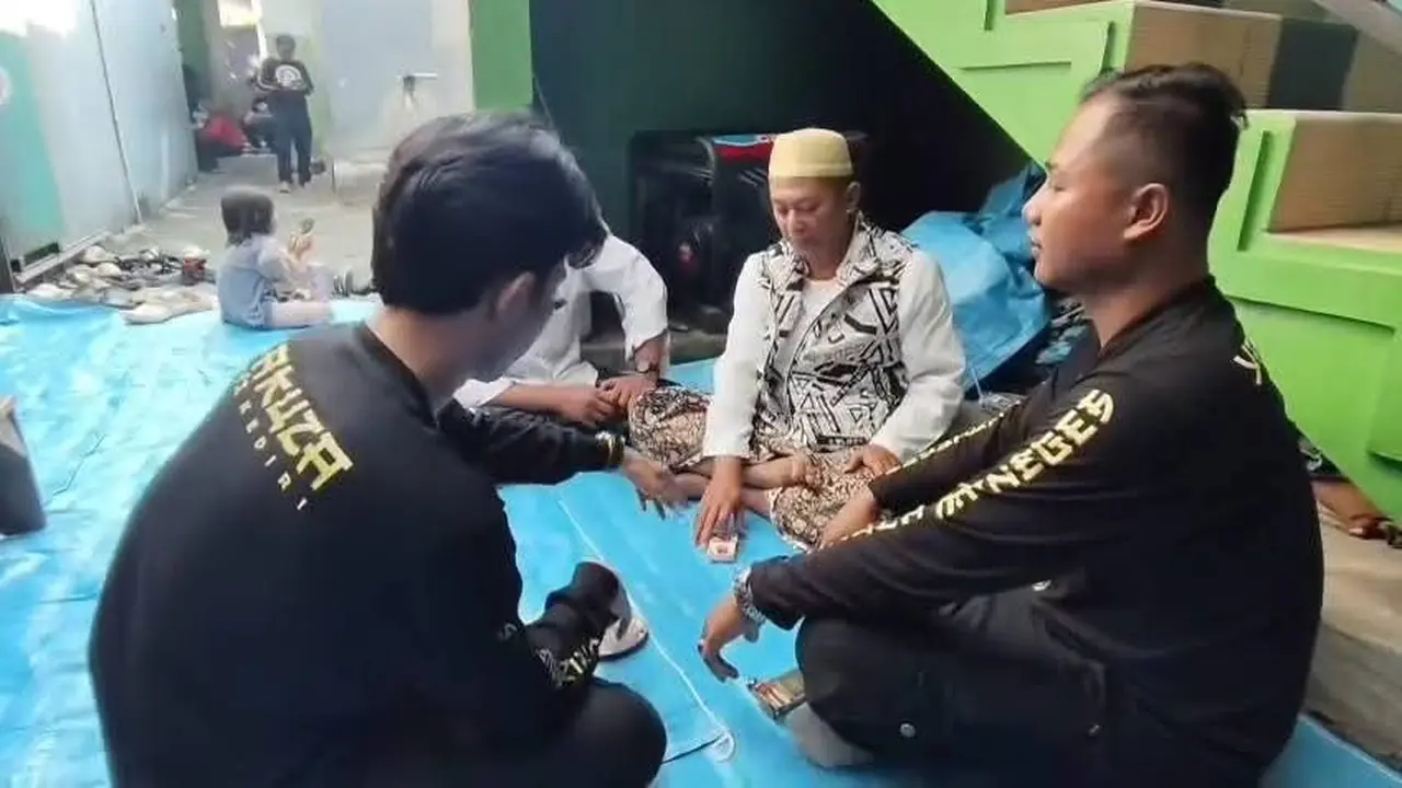 Pimpinan Padepokan Spiritual Tabah Ati Pekalongan dijemput Polisi