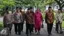 Pengurus Majelis Ulama Indonesia (MUI) usai bertemu Presiden Joko Widodo di Istana Merdeka, Jakarta, (5/1). Pertemuan tersebut mengusulkan agar Indonesia dapat mengambil peran aktif dalam mendamaikan konflik Timur Tengah. (Liputan6.com/Faizal Fanani)