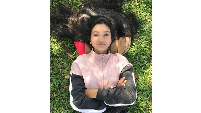Biasa Natural, Ini 6 Pesona Ratu Sofya dengan Makeup Tebal