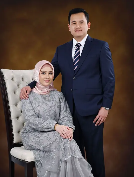 Setelah menikah dan pergi umrah, perempuan yang kini berusia 26 tahun itu memutuskan mengenakan hijab.  [Foto IG/jessicaanastasya20].