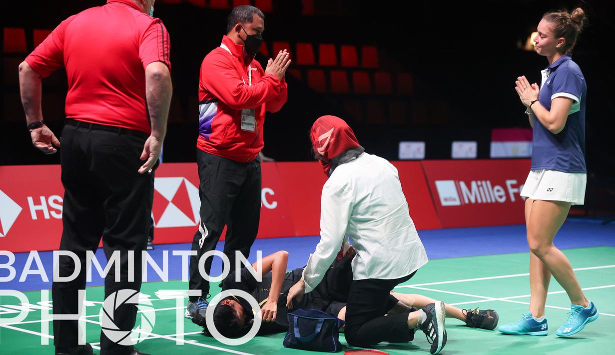 Pertandingan tersebut akhirnya dimenangkan oleh Yaelle Hoyaux dan merupakan poin pertama Prancis setelah kalah di tiga partai sebelumnya. Hal tersebut juga membuat Indonesia gagal mendapatkan poin sempurna di matchday kedua ini. (Badminton Photo/Yves Lacroix)