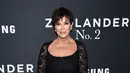 Hal tersebut datang dari sang ibu, Kris Jenner. Dlam acara reality shownya KUWTK, Kris menyampaikan keinginannya untuk mengubah nama belakangnya menjadi Kardashian. (AFP/Bintang.com)