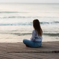 Ilustrasi Orang Tenang / by freepik