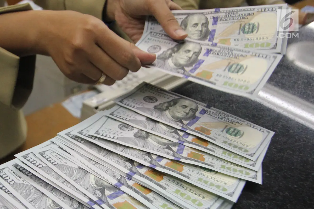 Nilai Tukar Rupiah Menguat Atas Dolar