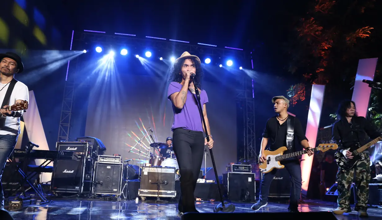 Slank -Konser Solidaritas Indonesia untuk Sulteng