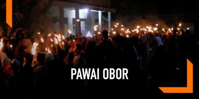 VIDEO: Peringati Nuzulul Quran, Warga Tegal Gelar Pawai Obor