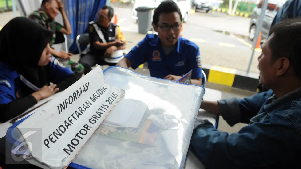 20160618-Asyik, PT KAI Layani Angkut Motor Gratis Lebaran 2016-Jakarta