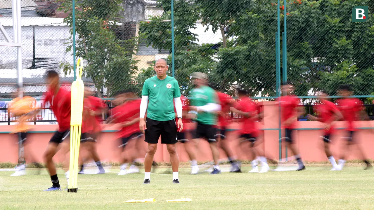 Asisten Pelatih Timnas Indonesia U-20 Nova Arianto