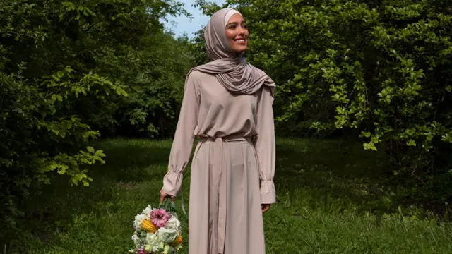 Ilustrasi Gamis Cantik (Foto: Freepik)