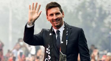 Foto: Bukan di Menara Eiffel, Lionel Messi Diperkenalkan Sebagai Pemain Baru PSG di Stade Parc des Princes