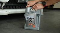 Pelumas mesin mobil Eneos X Series gunakan teknologi terbaru. (ist)
