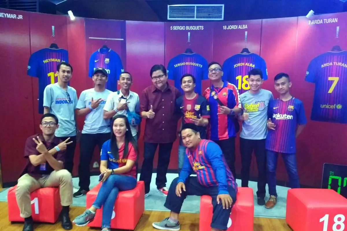 IndoBarca Hadiri Launching Oppo F3 FC Barcelona Edition