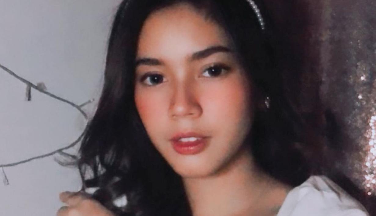 Dancer, rapper dan juga aktris ini kian memesona saat tampil dengan riasan wajah tebal. (Liputan6.com/IG/@faynabilalxndr)