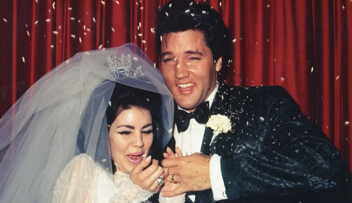 Priscilla hanya remaja berumur 14 tahun ketika ia meminta seorang kerabatnya untuk memperkenalkan dirinya pada Elvis. Sejak perkenalan itu, Priscilla mengukir sejarah dan menjadi pendamping hidup sang legenda Rock n Roll (Istimewa)