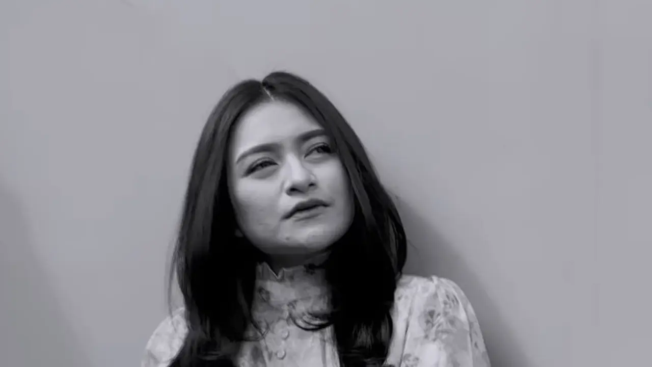 Penampilan Terbaru Nathalie Holscher Usai Melepas Hijabnya