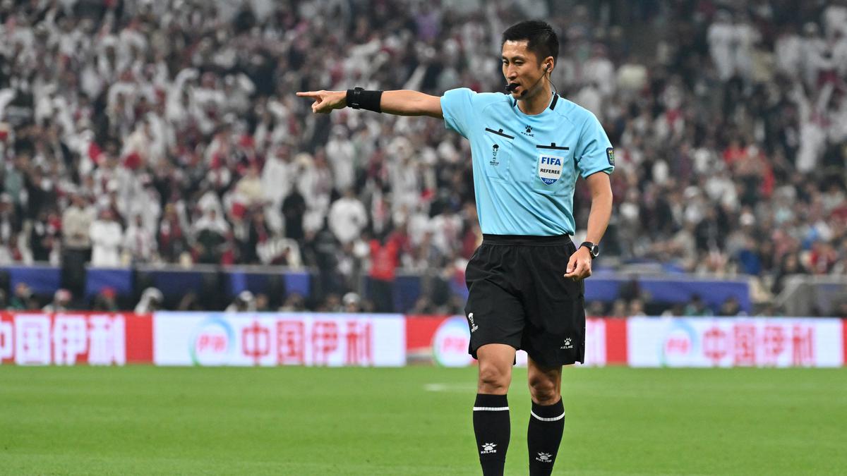 Top 3 Berita Bola: Bukan Kali Pertama, Keputusan Wasit Ma Ning Jadi Sorotan Media Asing