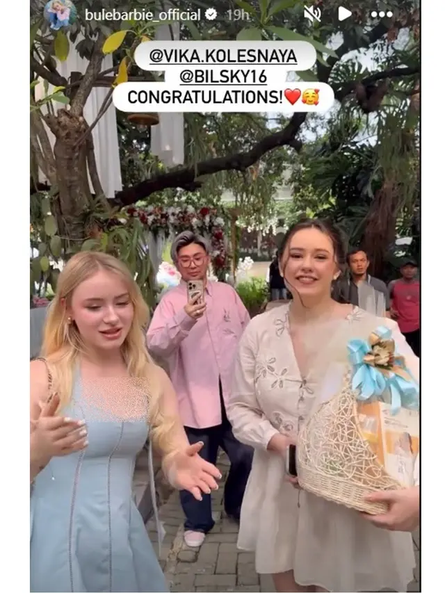 7 Potret Tamu Artis di Gender Reveal Vika Kolesnaya Istri Billy Syahputra, Meriah