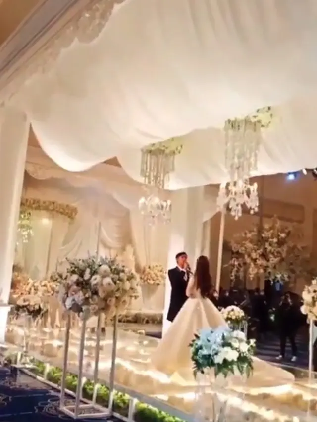 6 Momen Resepsi Pernikahan Felicya Angelista dan Caesar Hito, Penuh Kebahagiaan