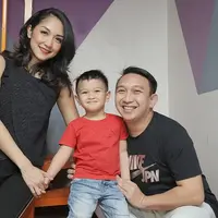Augie Fantinus - Istri dan Anak