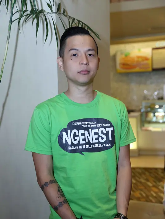 Suksesnya film Ngenest, Ernest akan membuat film lagi tahun ini.