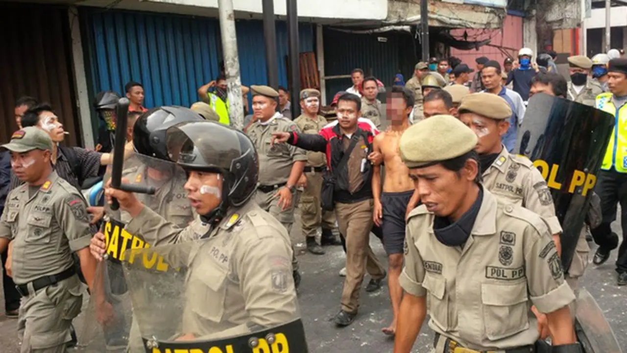 Cerita Mistis di Balik Penggusuran Kampung Pulo