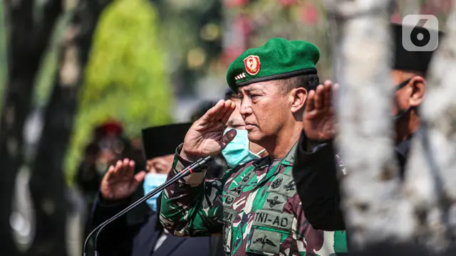 FOTO: Prosesi Pemakaman Pramono Edhie Wibowo di TMP Kalibata