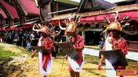 Menurunnya Nilai Upacara karena Gengsi