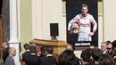 Upacara kematian pebalap Marussia, Jules Bianchi, berlangsung di Katedral Sainte Reparate, Nice, Prancis. Selasa (21/7/2015). Sahabat, kolega, dan para pebalap F1 hadir  untuk memberi penghormatan terakhir. (AP Photo/Lionel Cionneau)