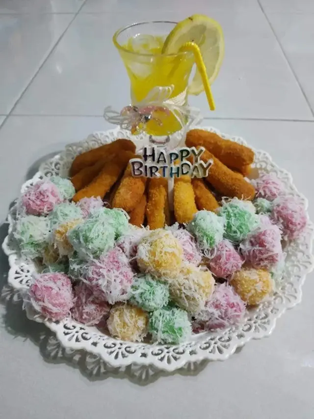 Kreativitas Seorang Ibu Membuat Jelly Ikan Koi Realistis.
