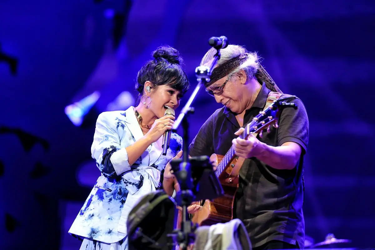 [Bintang] Andien - Iwan Fals
