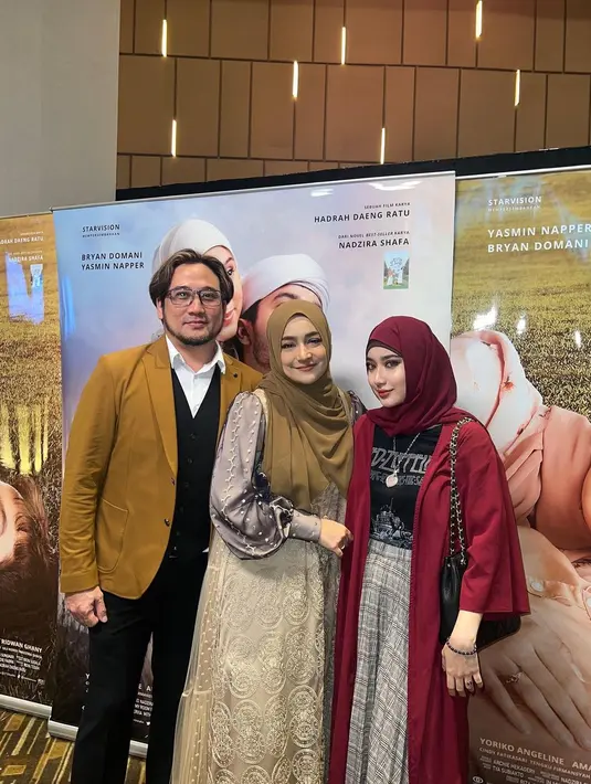 <p>Diketahui Tengku Syaira menikah dengan Jodi Andejo pada 20 Juli 2023. Potret cantiknya ketika jadi pengantin berhasil mencuri perhatian publik. [Foto: Instagram/cindyfatikasari18]</p>