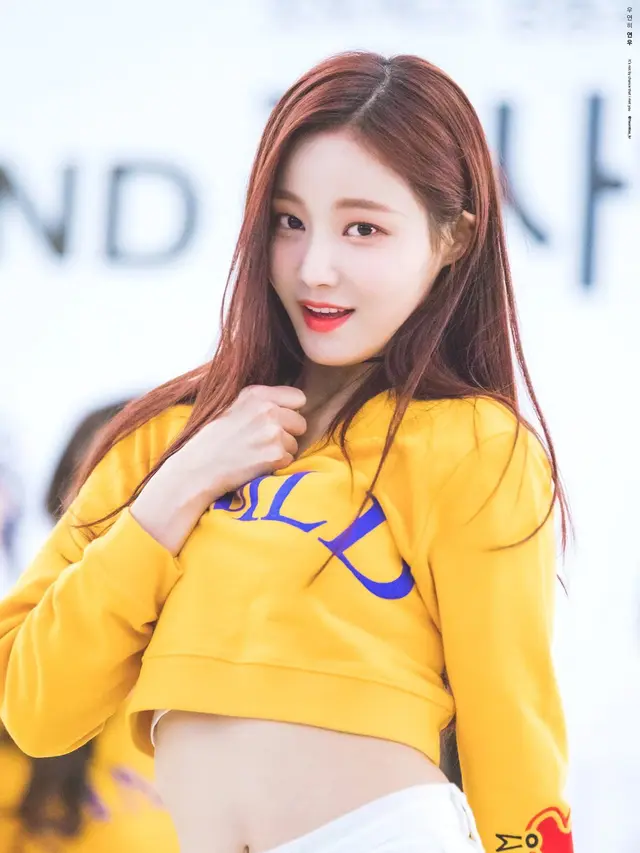 Yeonwoo Momoland