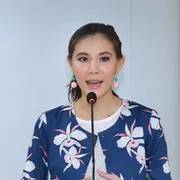 "Sudah ada 18 film animasi, 63 film bioskop, 11 film dokumenter panjang, 53 film dokumenter pendek, 116 film pendek, dan 19 film televisi yang masuk menjadi peserta FFI 2015," jelas Olga Lydia. (Galih W. Satria/Bintang.com)
