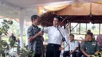 Menteri Pertanian Andi Amran Sulaiman di sela penyerahan bantuan bibit jeruk di Kota Batu, Jawa Timur (Liputan6.com/Zainul Arifin)