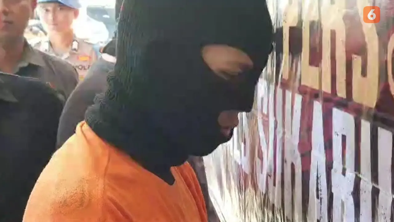 Salah satu pelaku pemerkosaan terhadap korban anak perempuan dibawah umur berusia 13 tahun di Kabupaten Sukabumi, (Liputan6.com/Fira Syahrin).