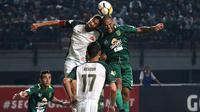 Duel Persebaya vs PS Tira di Stadion Gelora Bung Tomo, Surabaya, Selasa (11/9/2018). (Bola.com/Aditya Wany)
