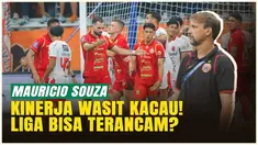 Persija Jakarta harus puas bermain imbang 1-1 melawan Bali United di Jakarta International Stadium (JIS) dalam lanjutan BRI Super League 2025/2026. Pelatih Persija, Mauricio Souza, meluapkan kekesalan terhadap kepemimpinan wasit yang dianggap tidak k...