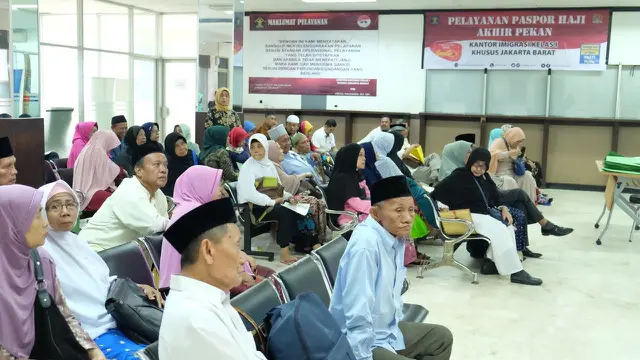 Kantor Imigrasi Jakarta Barat Layani Pembuatan Paspor Haji di Akhir Pekan (Imigrasi Jakbar)