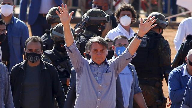 FOTO: Presiden Brasil Jair Bolsonaro Positif Terinfeksi COVID-19